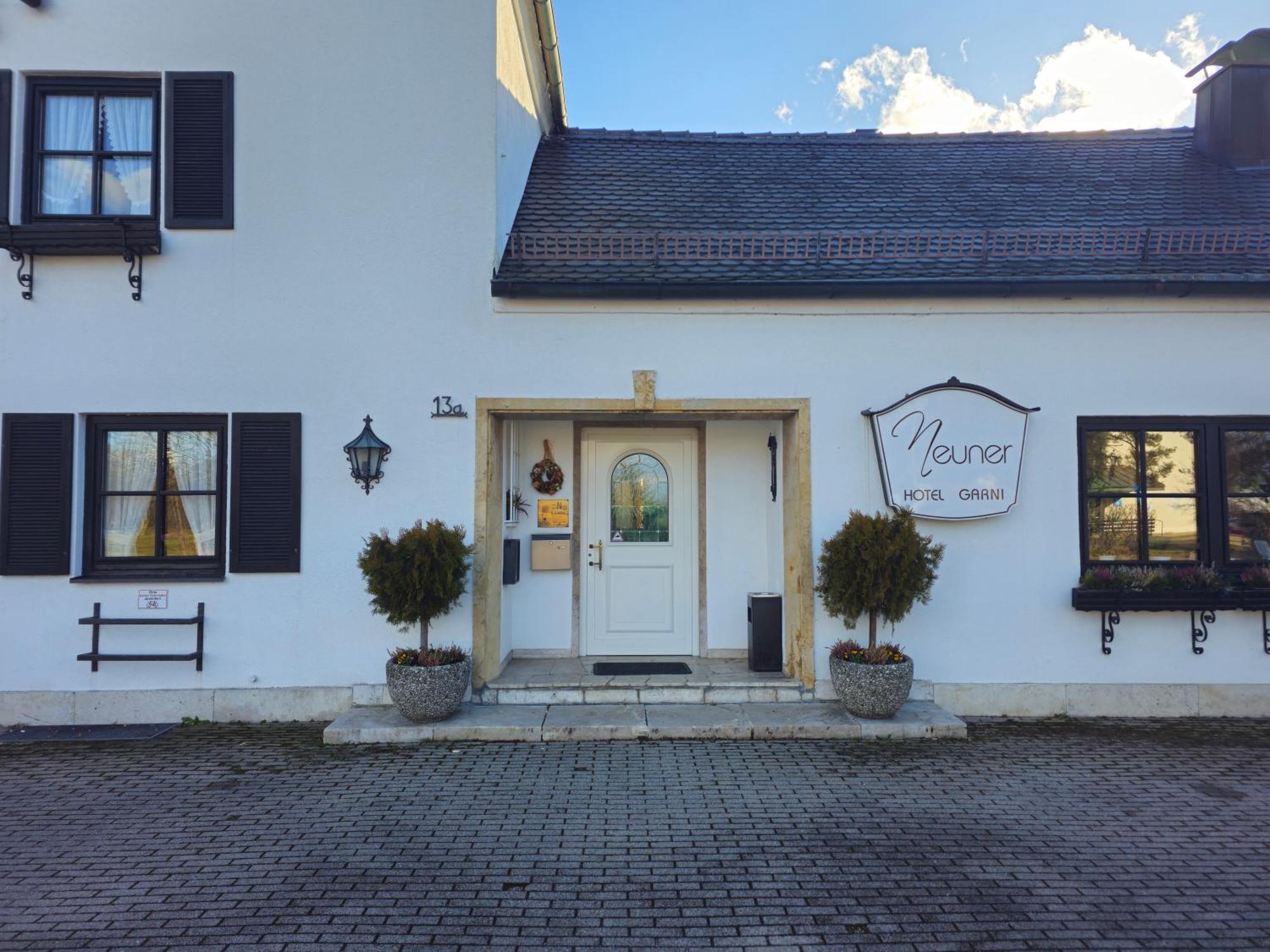 Arrivel Hotel Am Bergson - Bisher Hotel Neuner, Munich